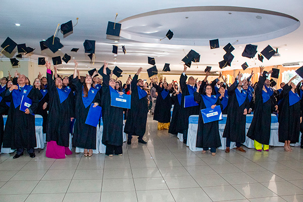 UNIB degree ceremony in Honduras