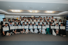 UNIB celebra en una entrega de títulos universitarios el éxito de sus estudiantes